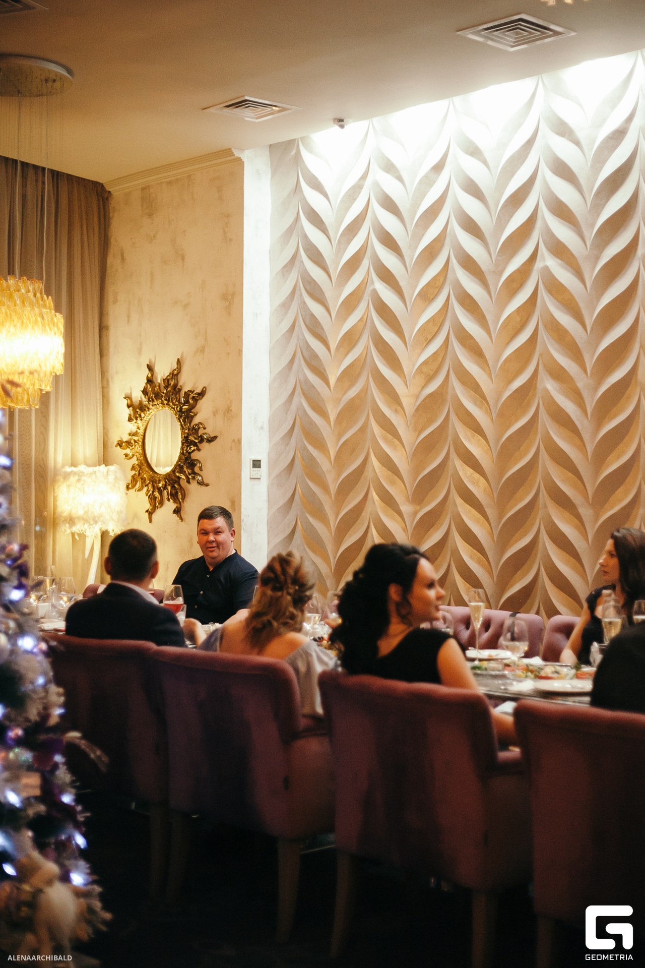 2023-12-22 19-30-57_alenaarchibald029.JPG