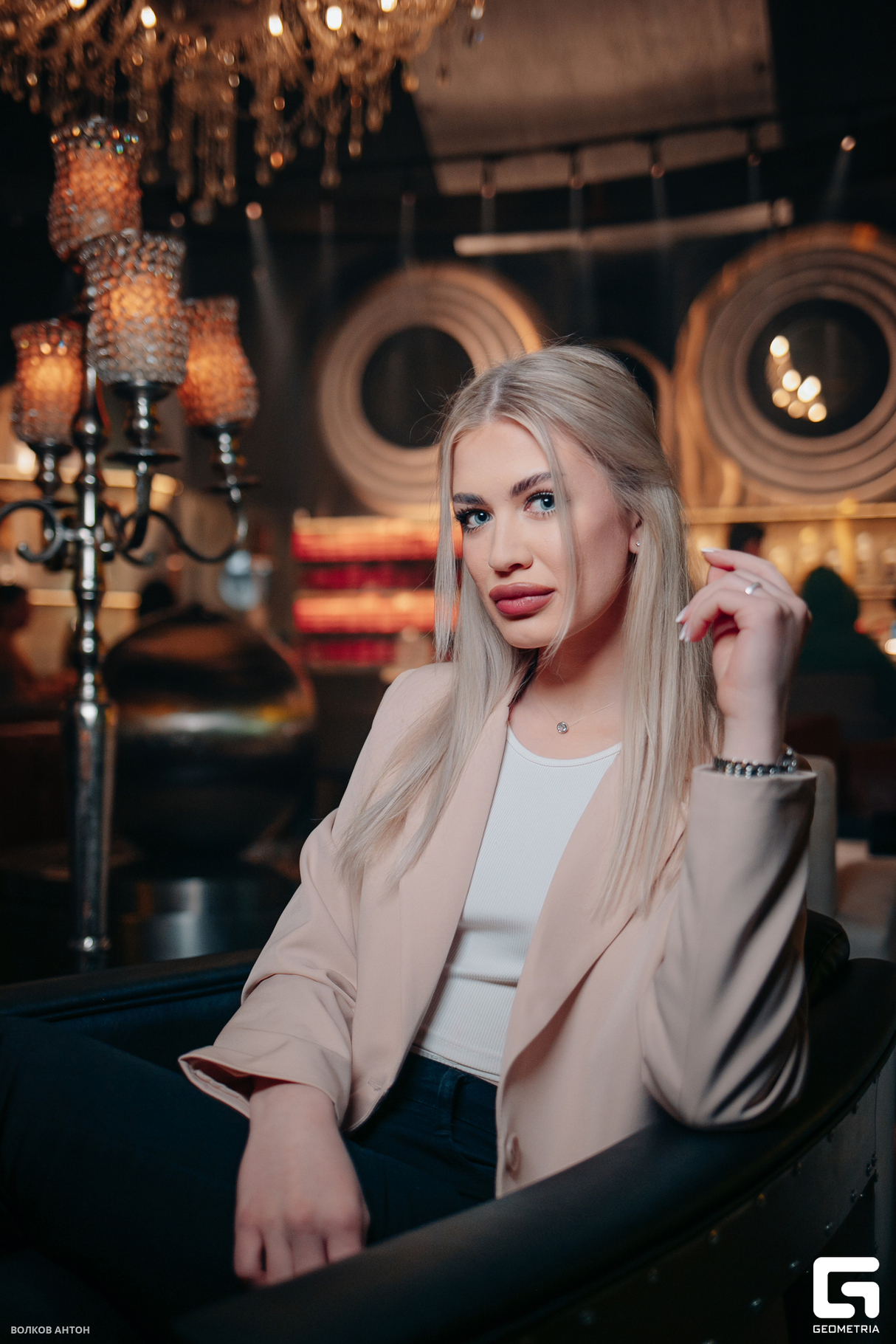 Изысканная атмосфера в TWR HookahLab 28