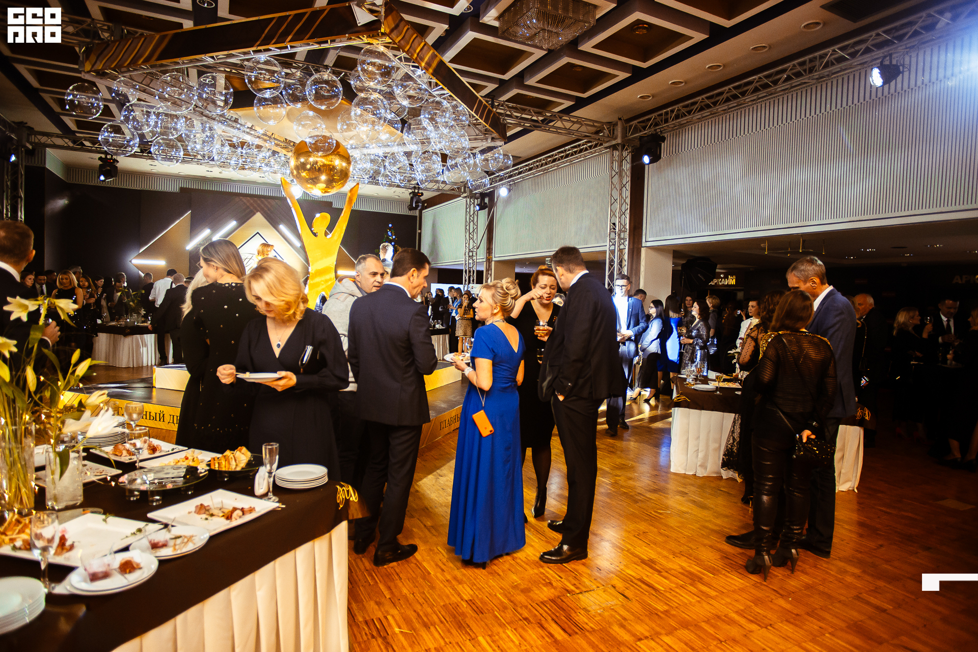 462_21-12-09 ISAEVA KASHIN SHVETS.jpg