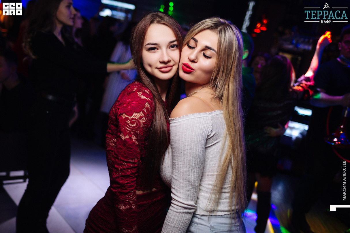 Суббота в Кафе Терраса 7