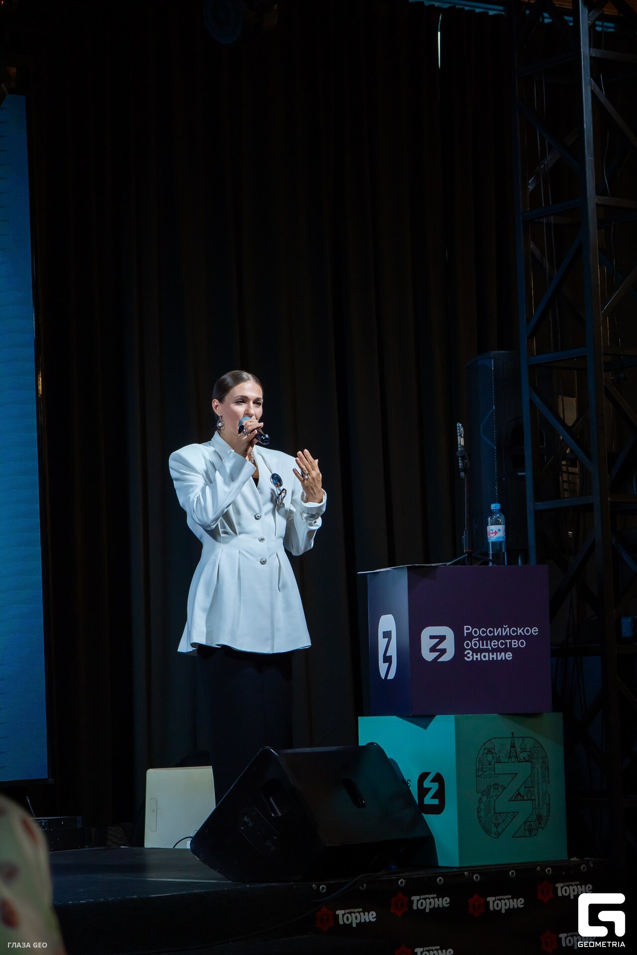 photo 76_resized.jpg