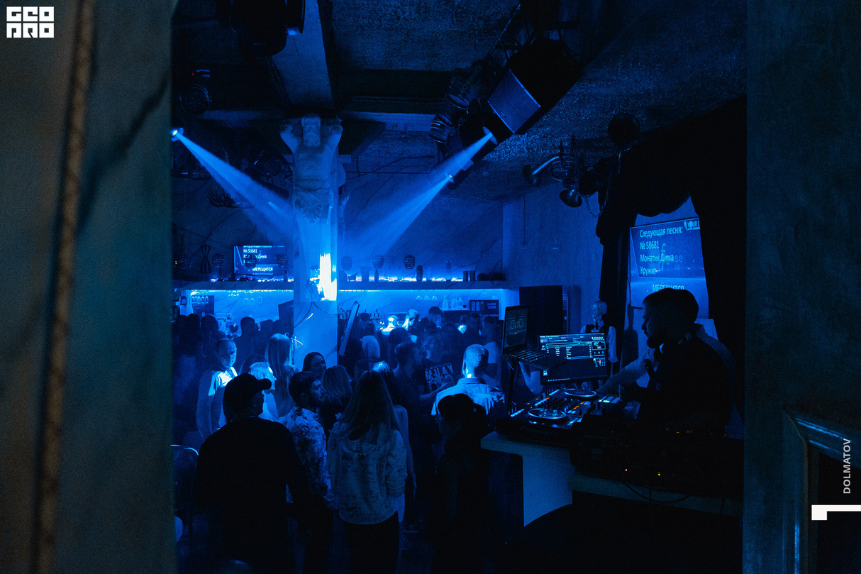 Saturday party 15