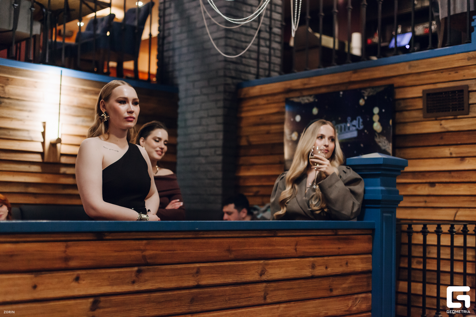 059-20-23-32-18-12-24- Zorin.jpg