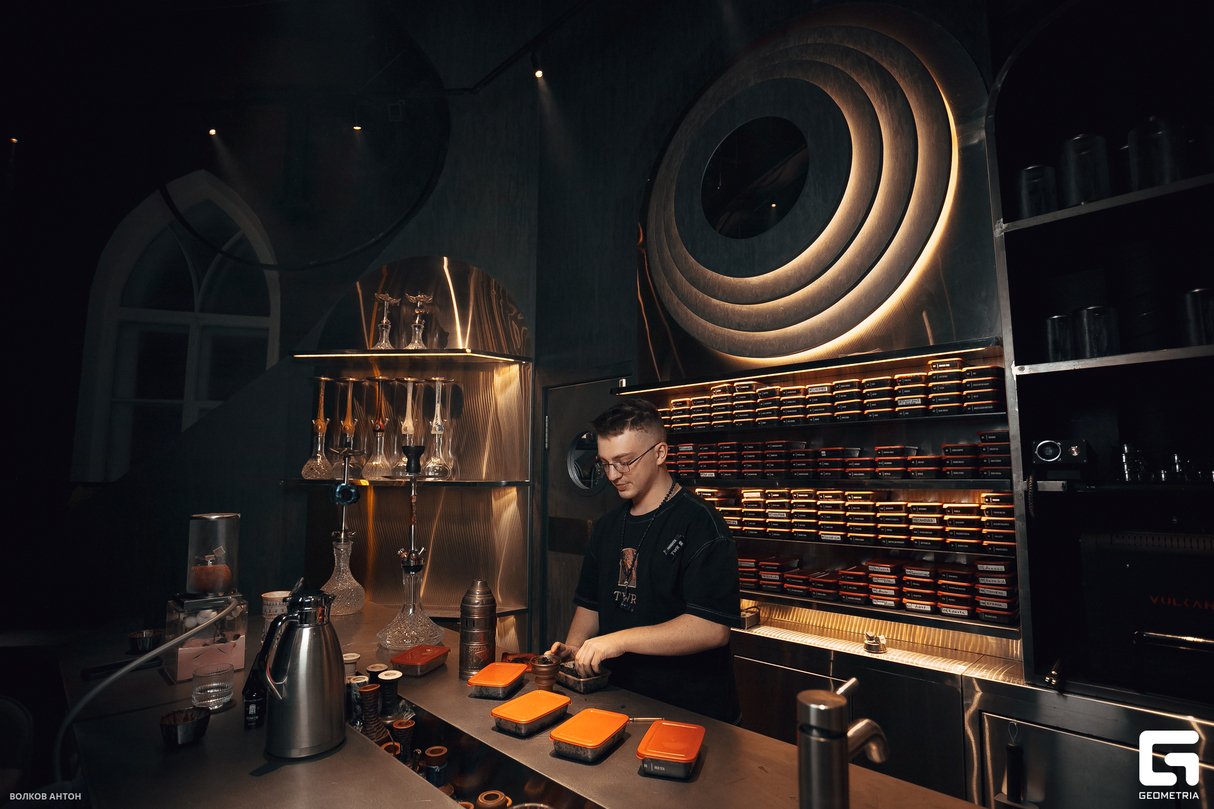 Изысканная атмосфера в TWR HookahLab 9