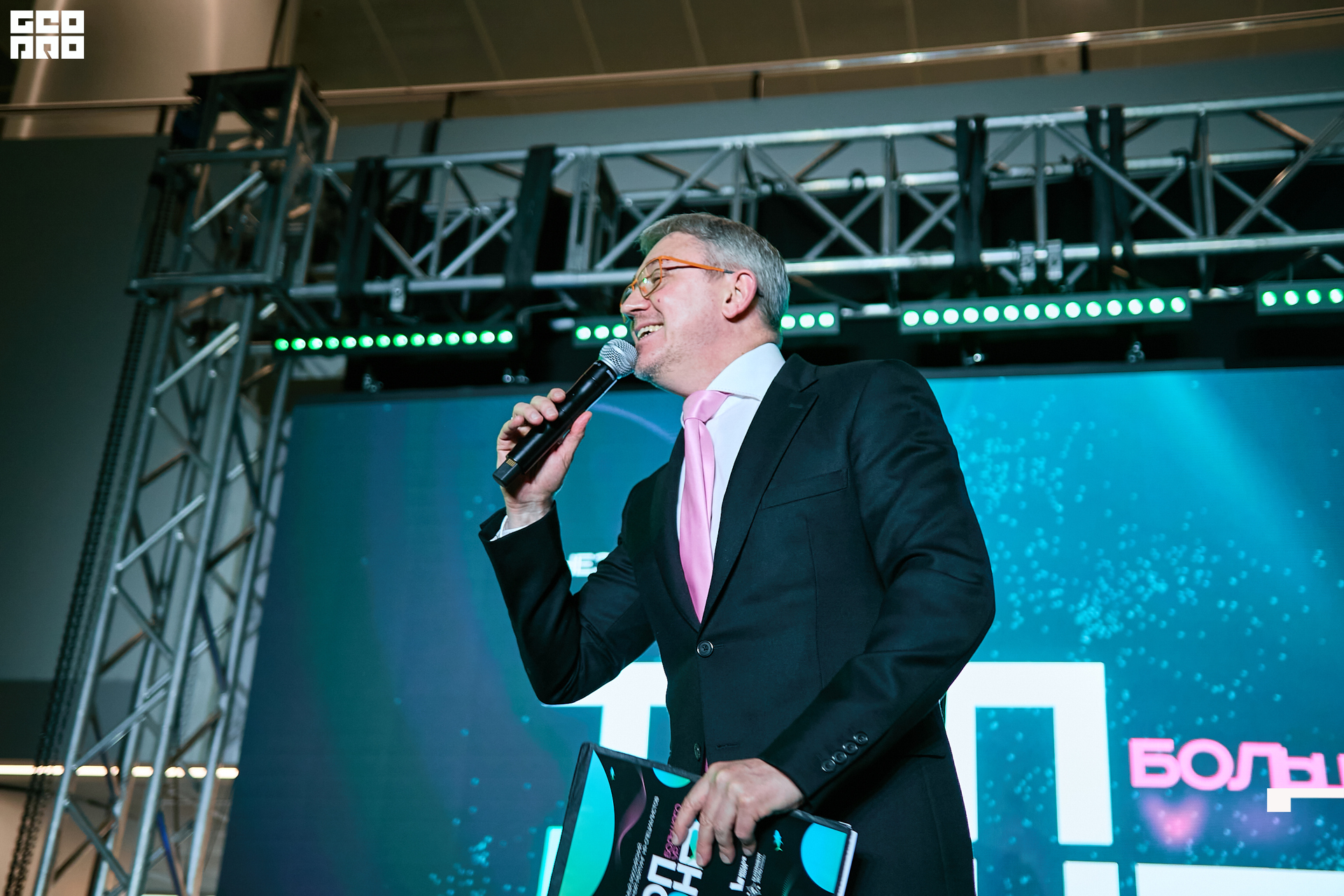 00389 - 2022-09-21 18.28.02 - Alex Bratilov.jpg