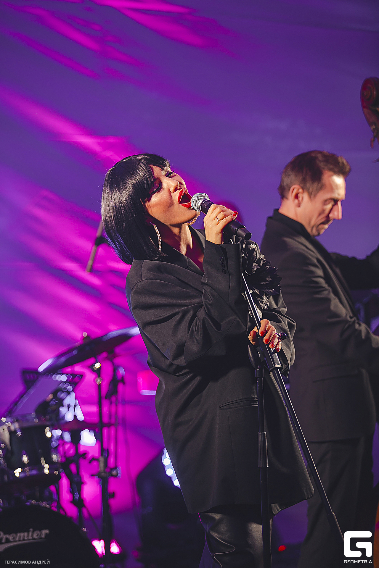 152 Red Arena 8. 02.jpg