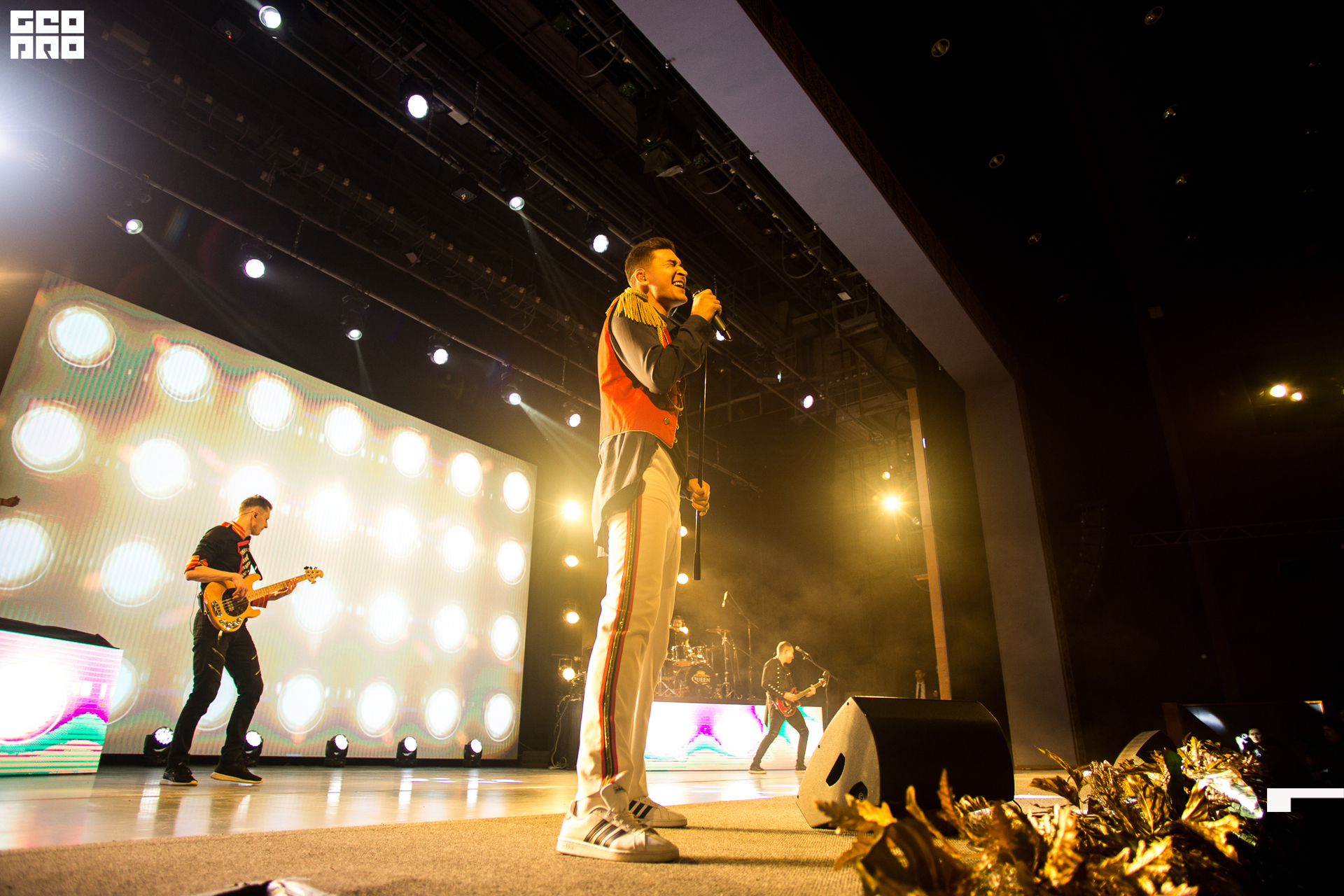 198_21-12-09 ISAEVA KASHIN SHVETS.jpg