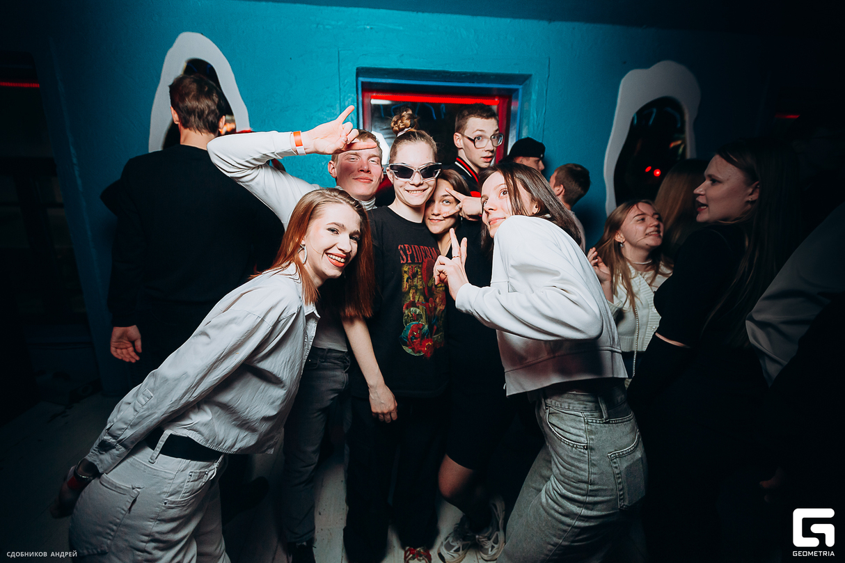 Коктейль бар - суббота 24