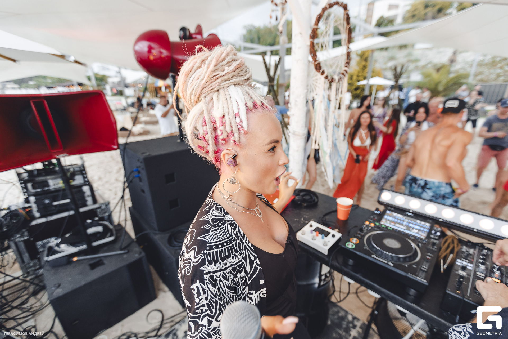 052 Sowulo motion 6. 07.jpg