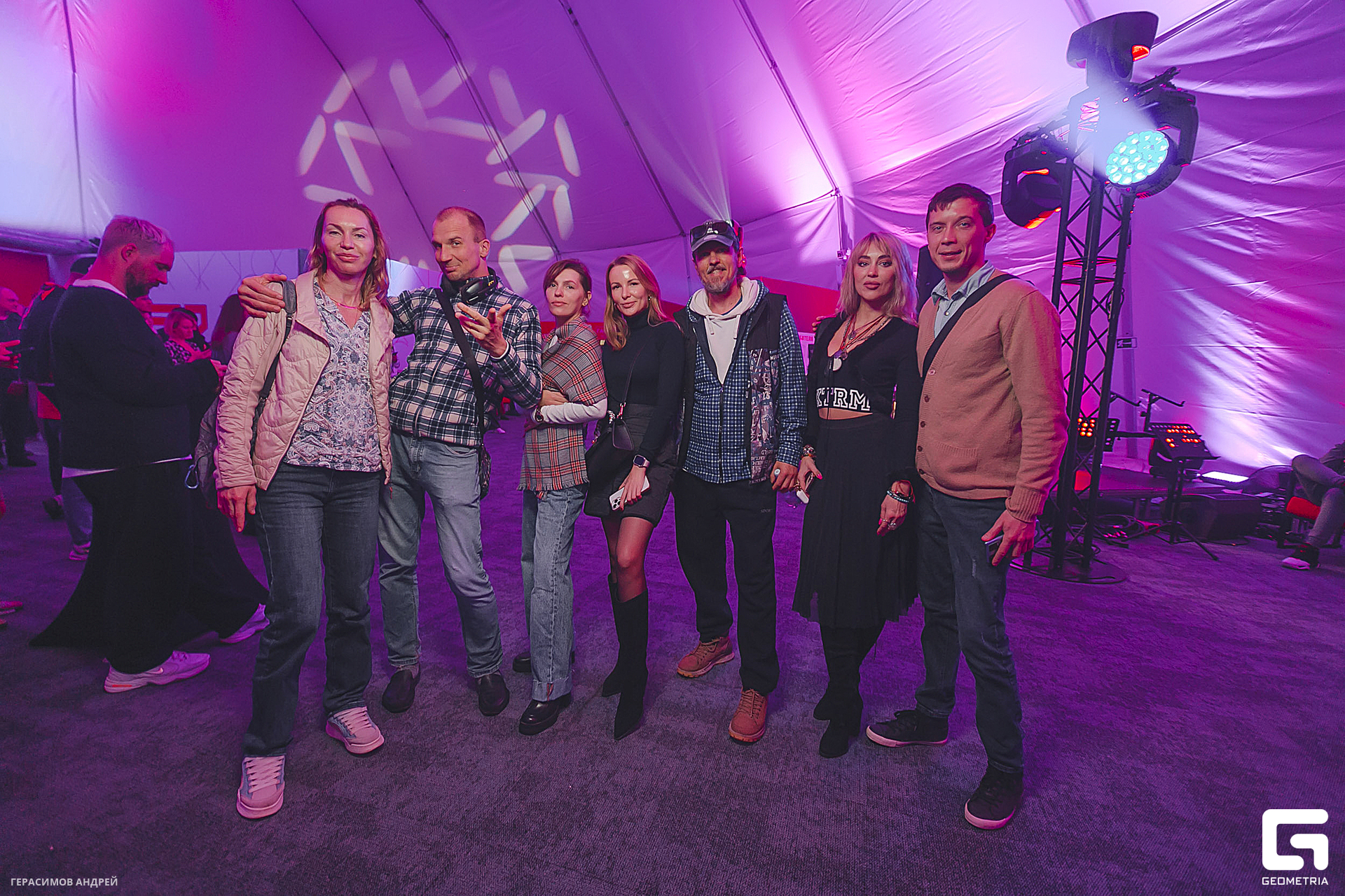 268 Red Arena 8. 02.jpg