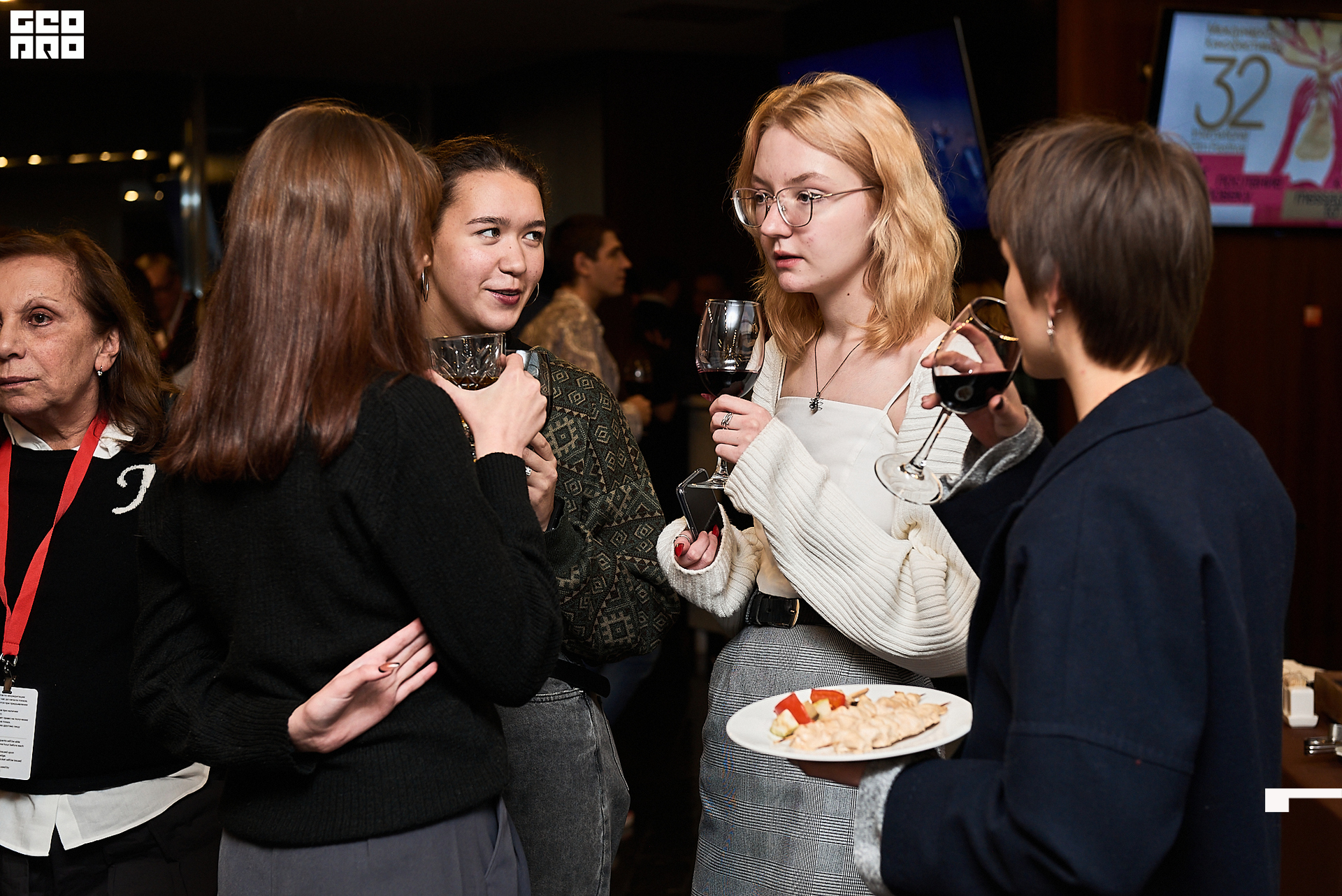 22_10_Церемония_Открытия_Фуршет_Александринка_Ранчина 96.jpg