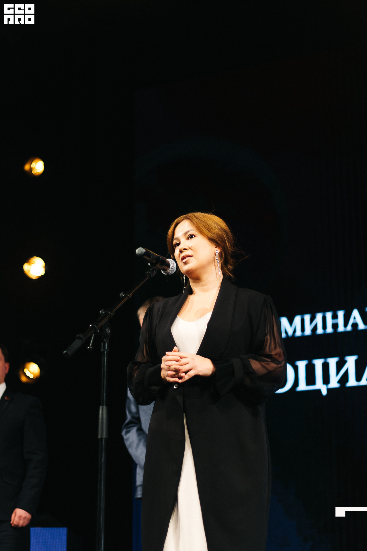 384_21-12-09 ISAEVA KASHIN SHVETS.jpg