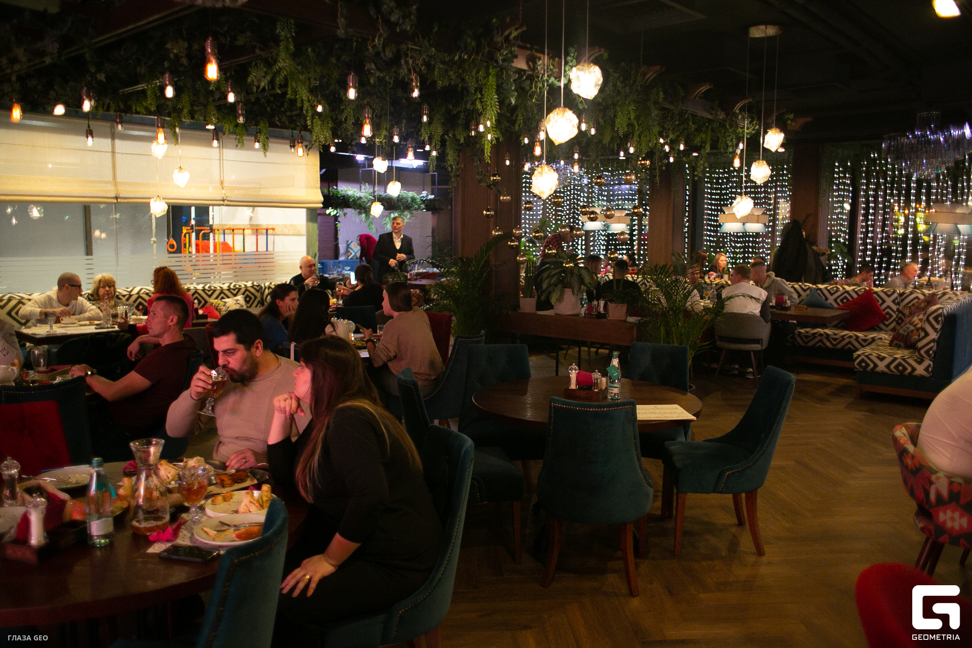 013танцевали хинкали 23.12.jpg