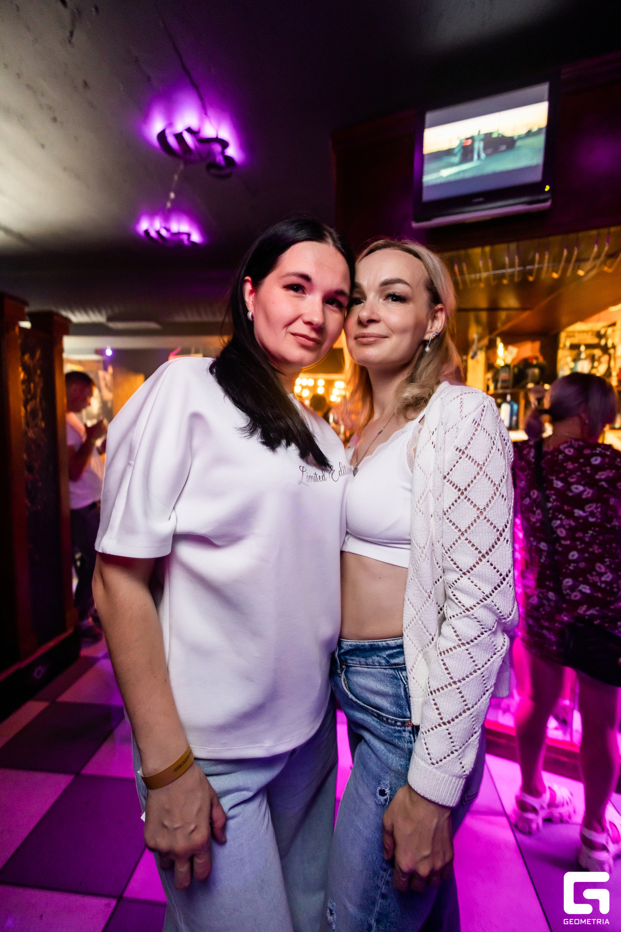 Saturday party 10