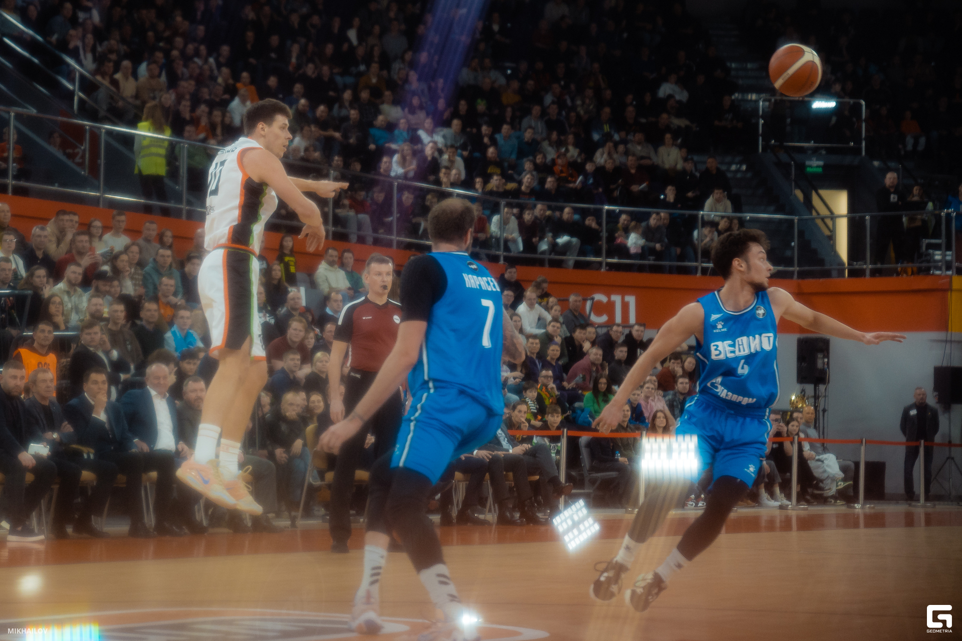 095-2301254811-Уралмаш - Михайлов.JPG