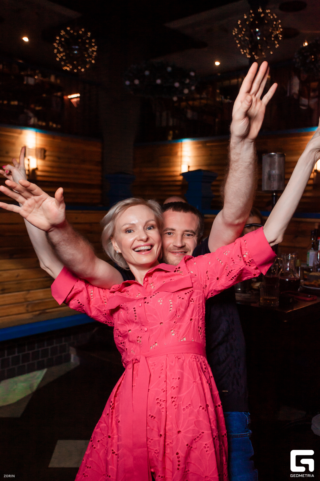 176-00-48-09-01-01-25- Zorin.jpg