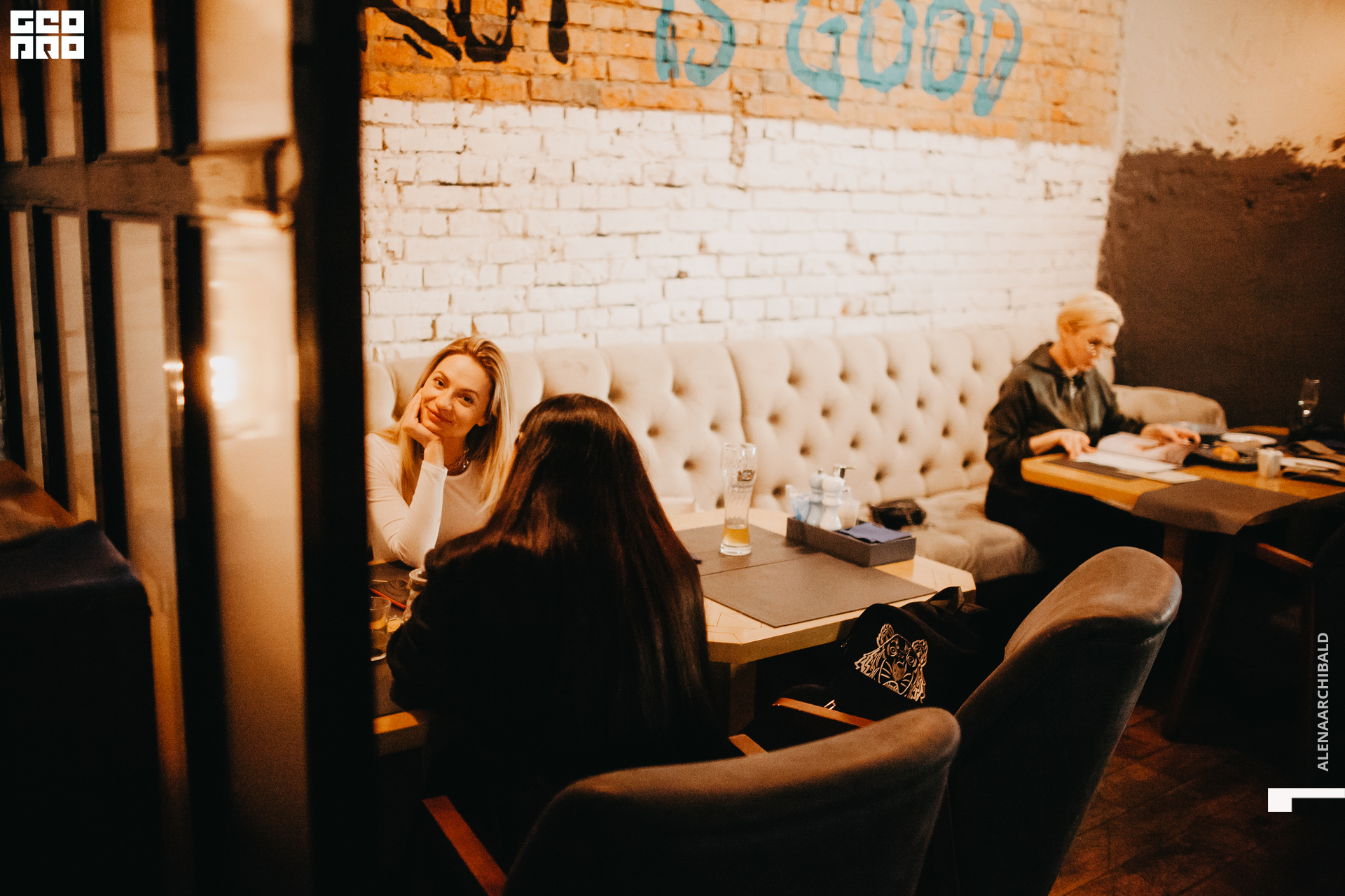 2021-03-26 21-33-38_alenaarchibald_010.JPG