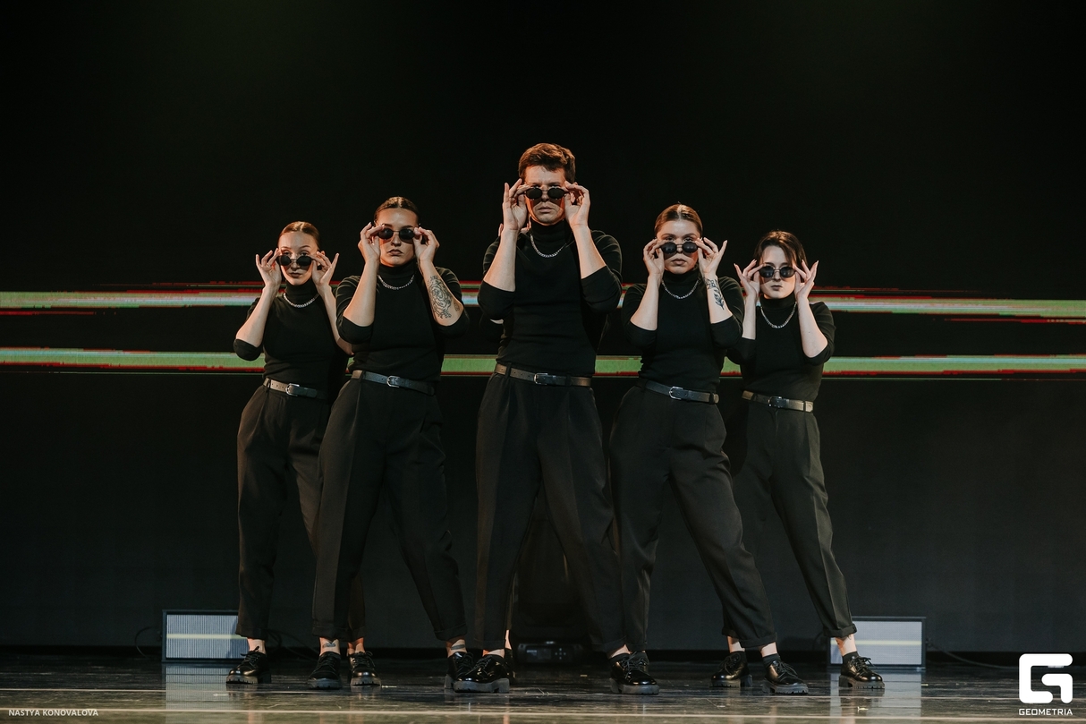 DS CREW 24