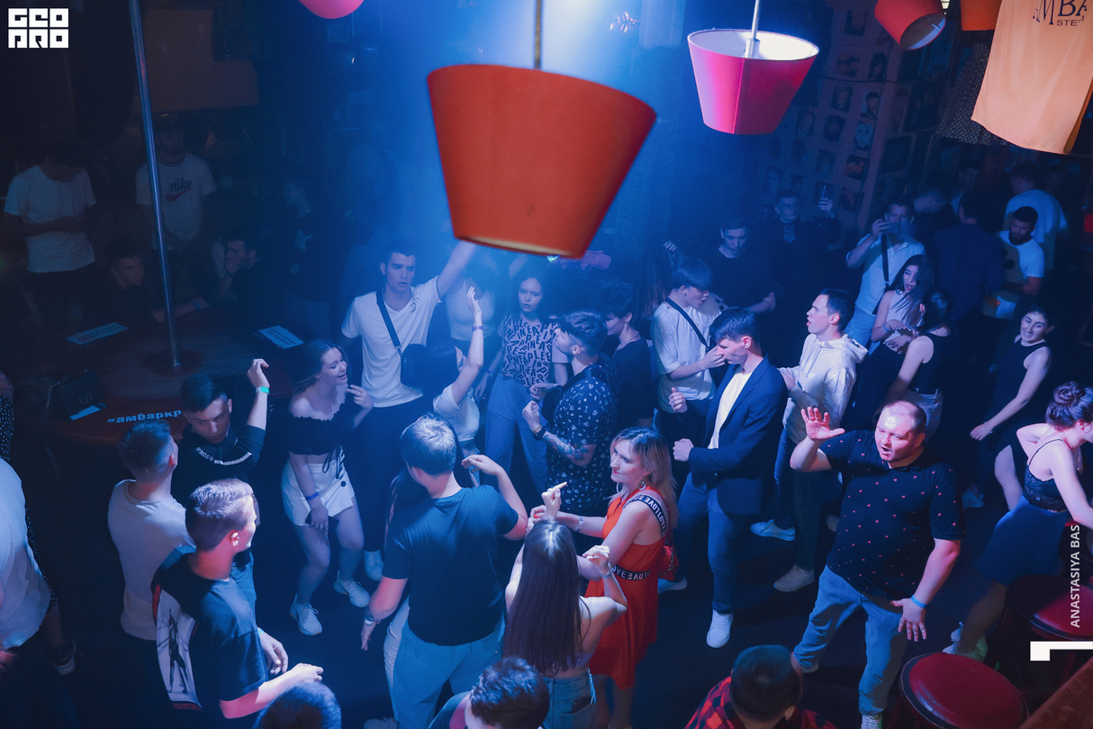 Weekend Party 19