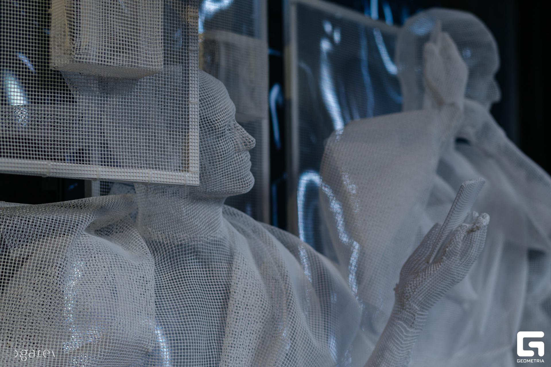 OUTLINE 2024-427-172.jpg