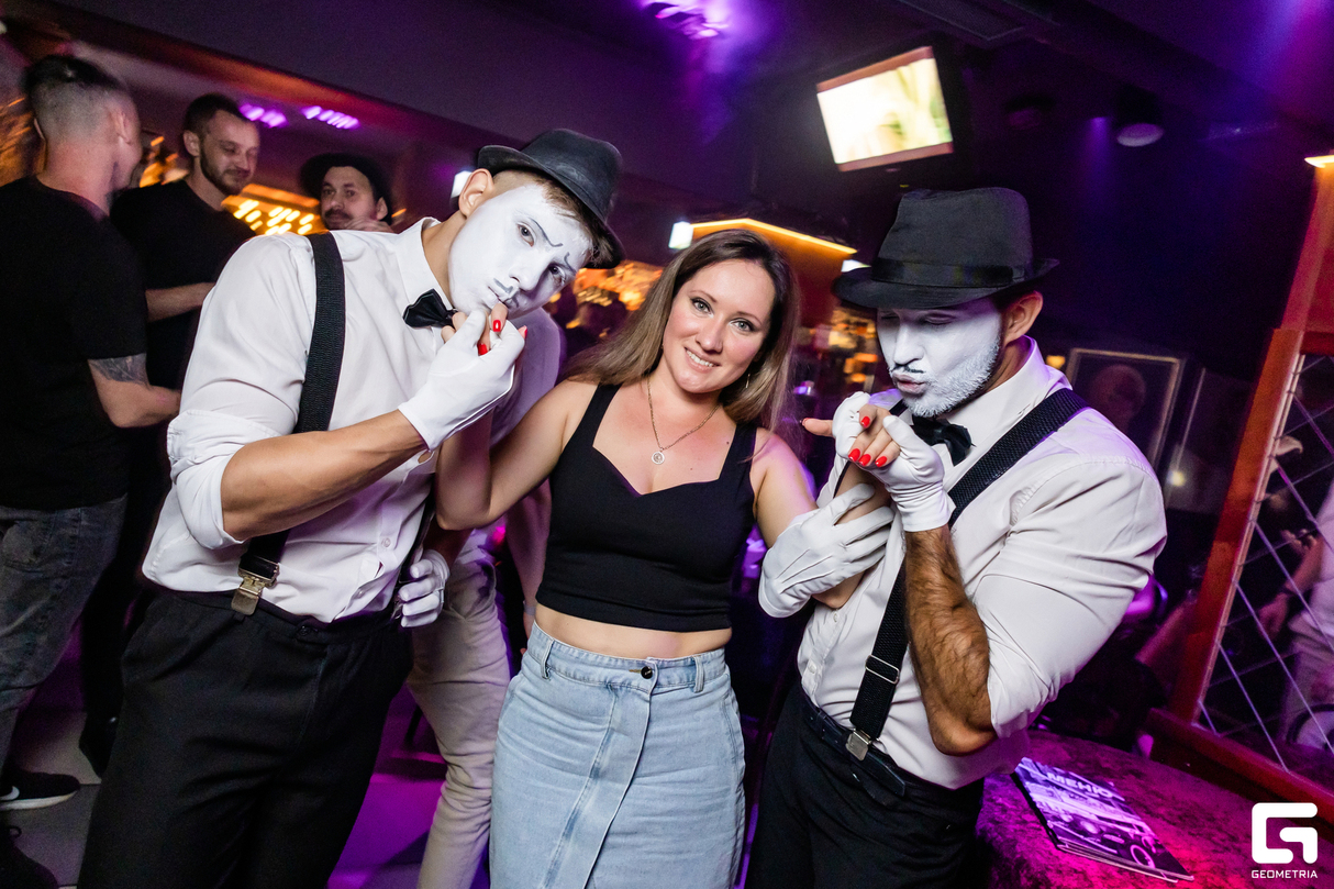 Saturday party 22