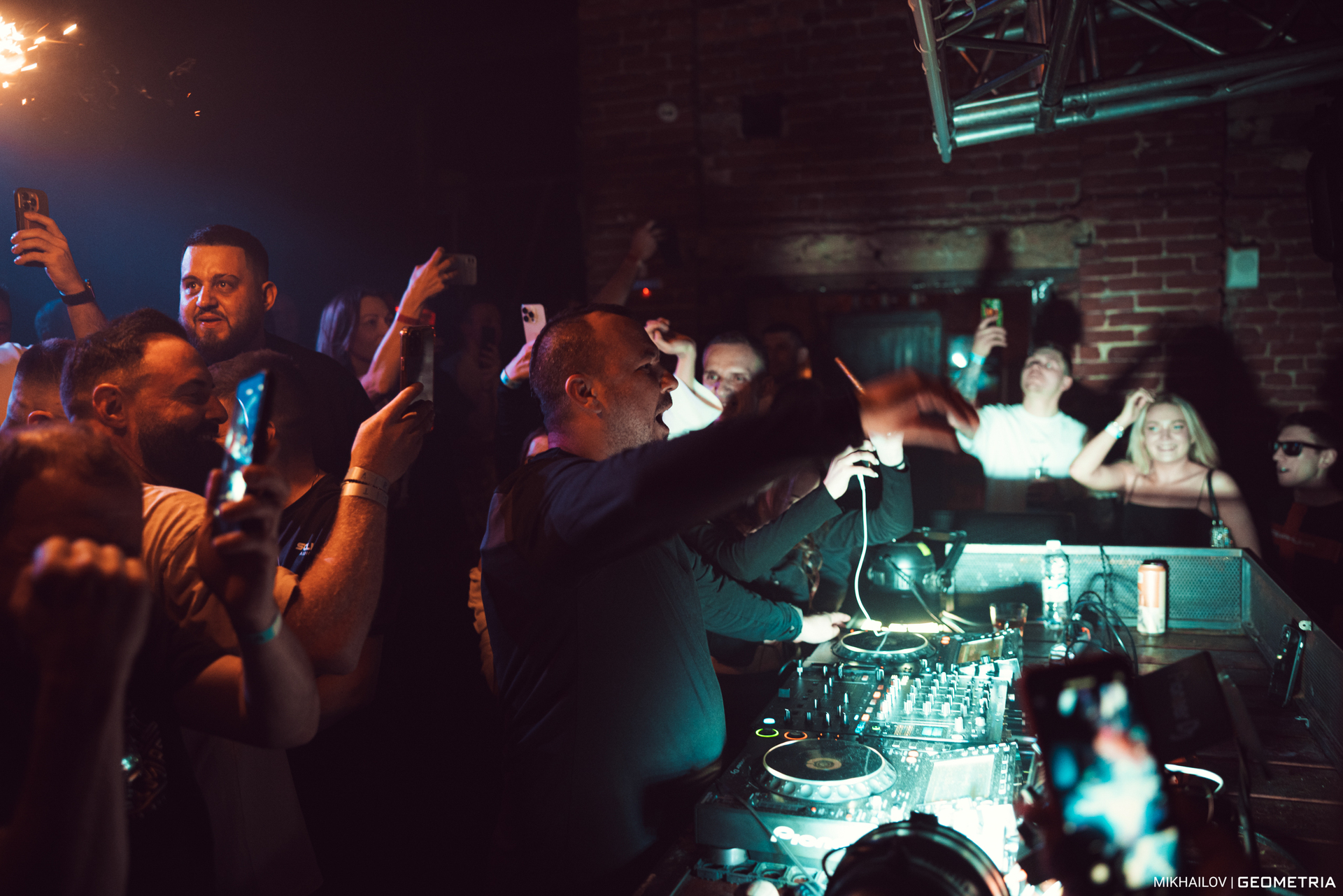 149-050425-2734 mikhailov-web.jpg