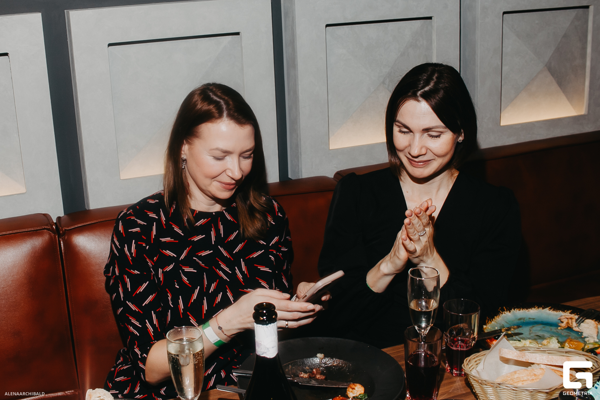 2023-12-08 20-00-38_alenaarchibald091.JPG