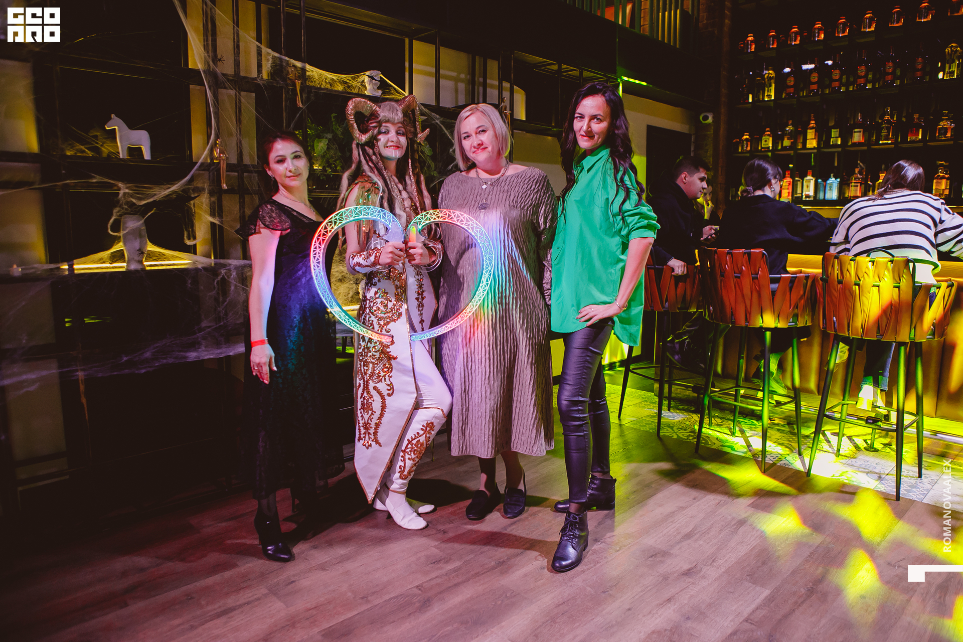 057 311022  014038 @romanovaalex.jpg