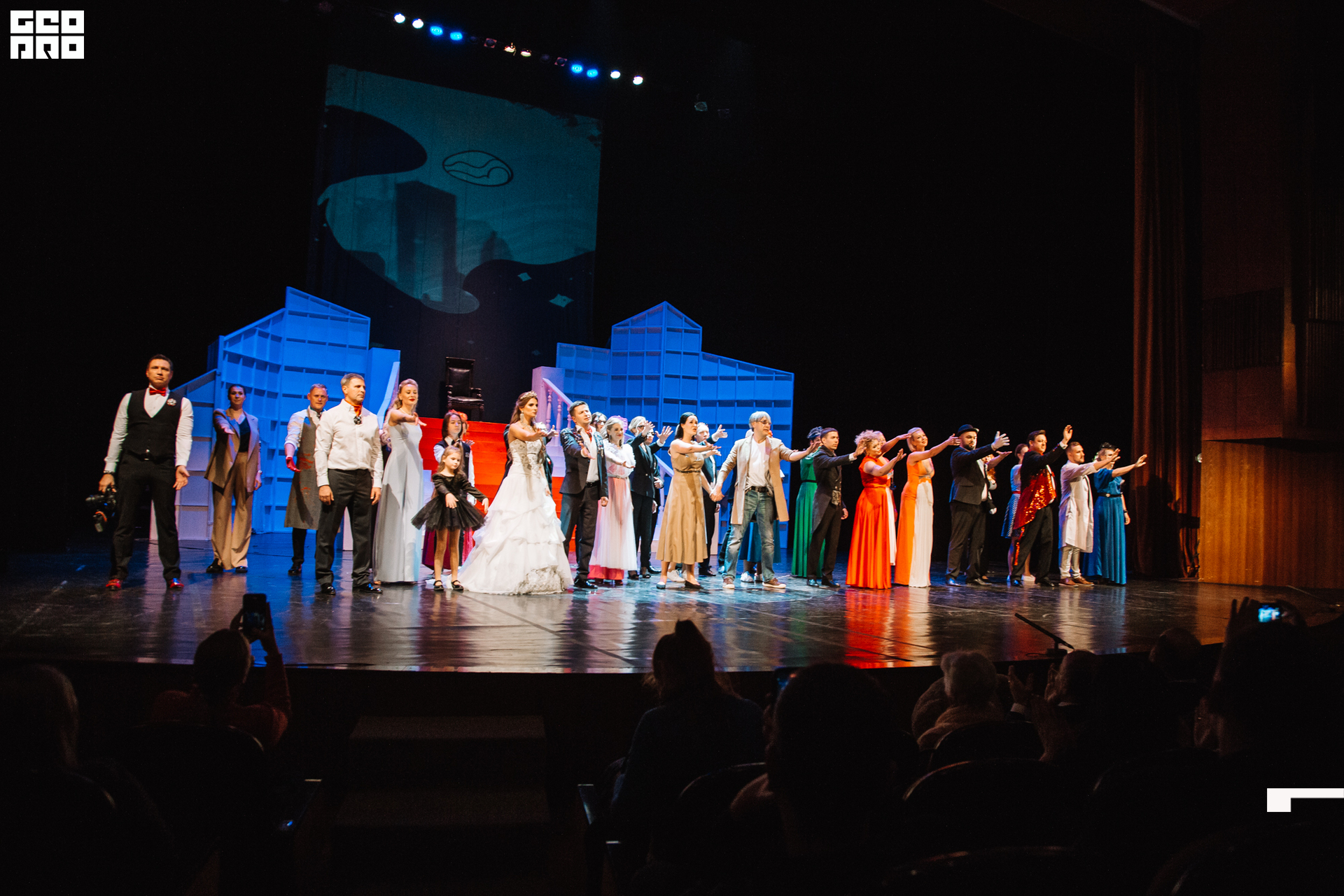 2021-11-23 21-30-33_Швец.jpg