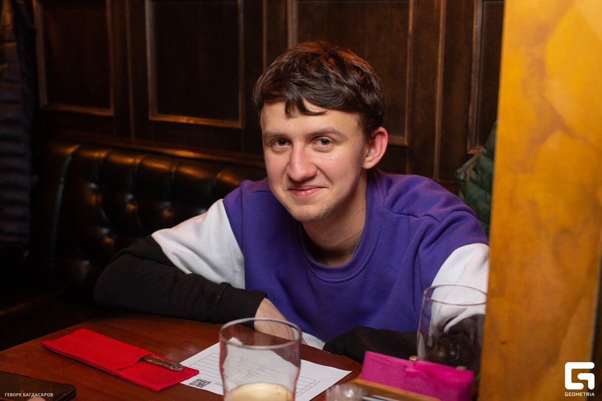 The Tipsy Pub B-day 24