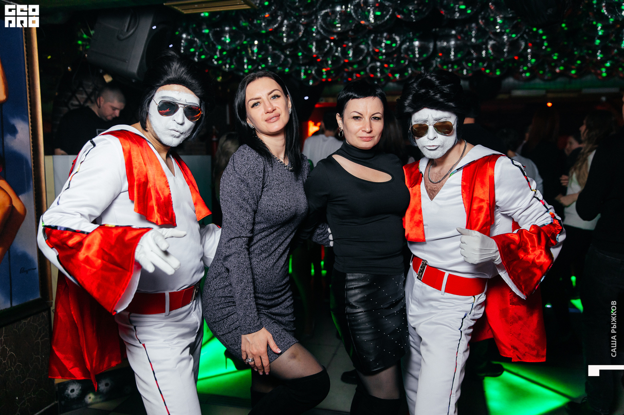 8 MARCH PARTY 17