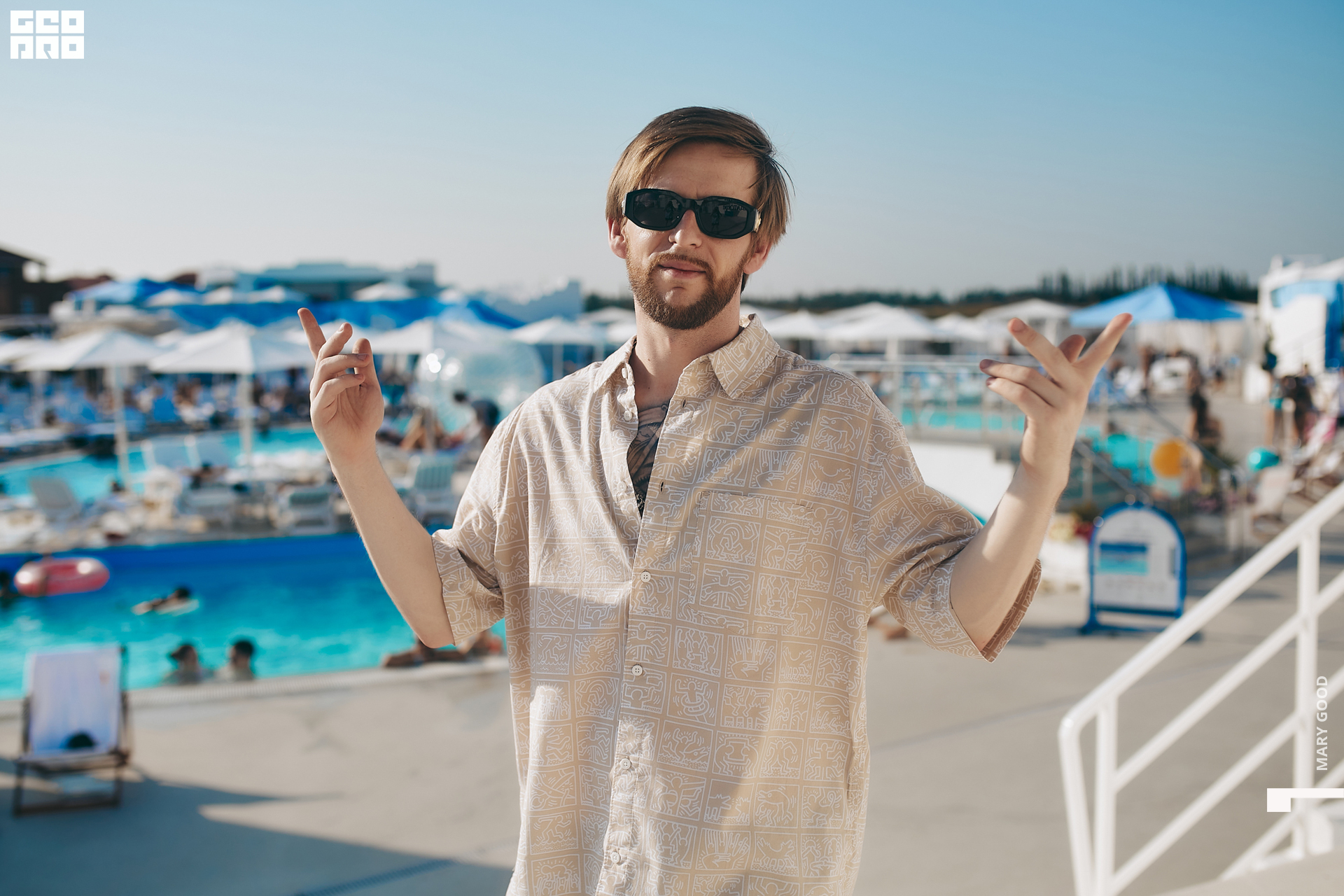 13.08.22 Santorini - Saturday040_6615.jpg