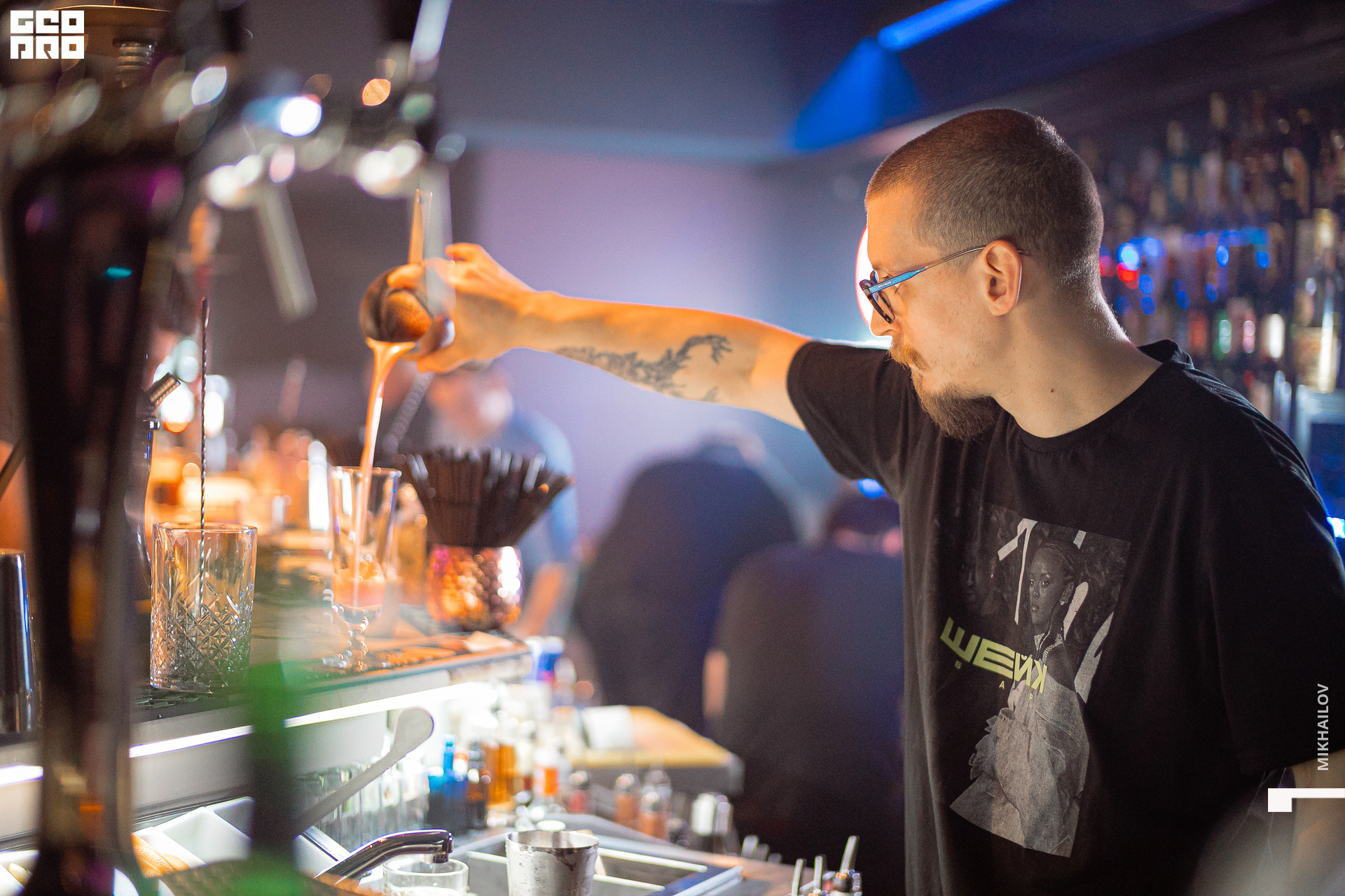 011-11-04-2021-03-17-Shake - Mikhailov - 2560.jpg