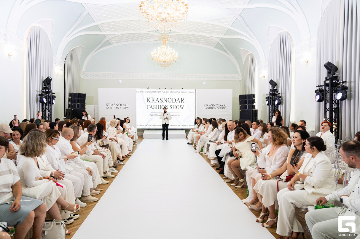 KRASNODAR FASHION SHOW в стиле Total White 19