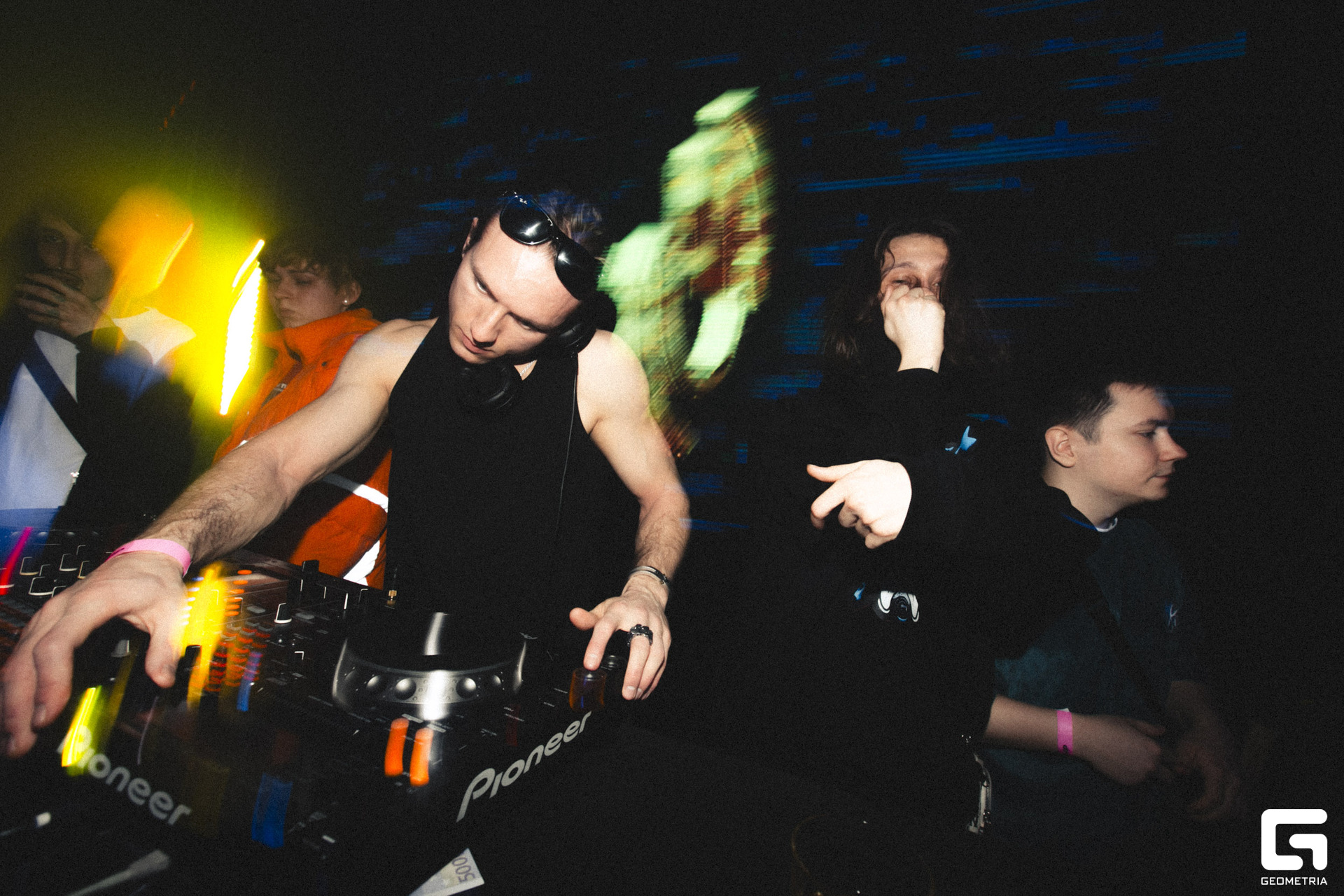 033 Repeat 10. 02.jpg