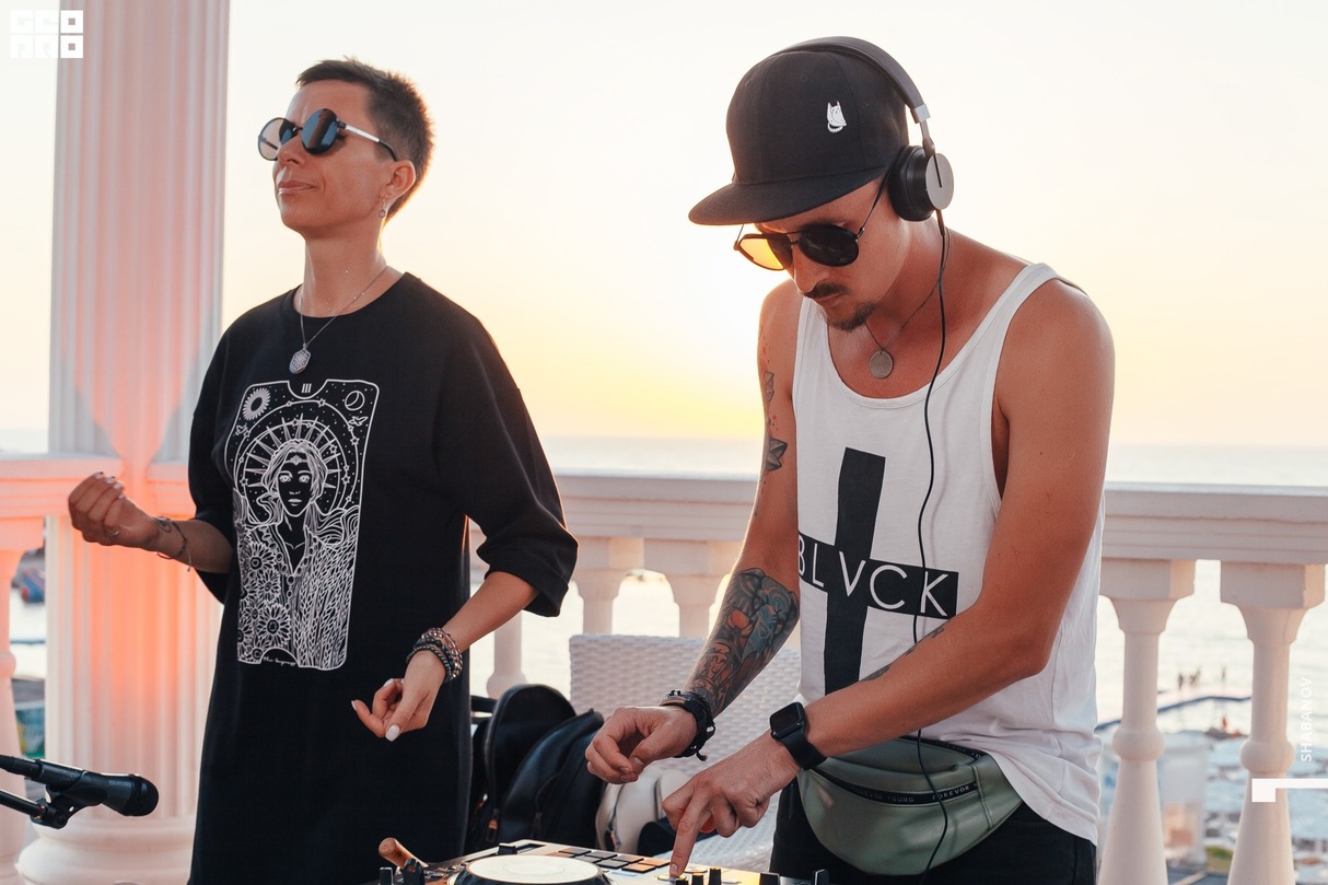 Sunset party 9