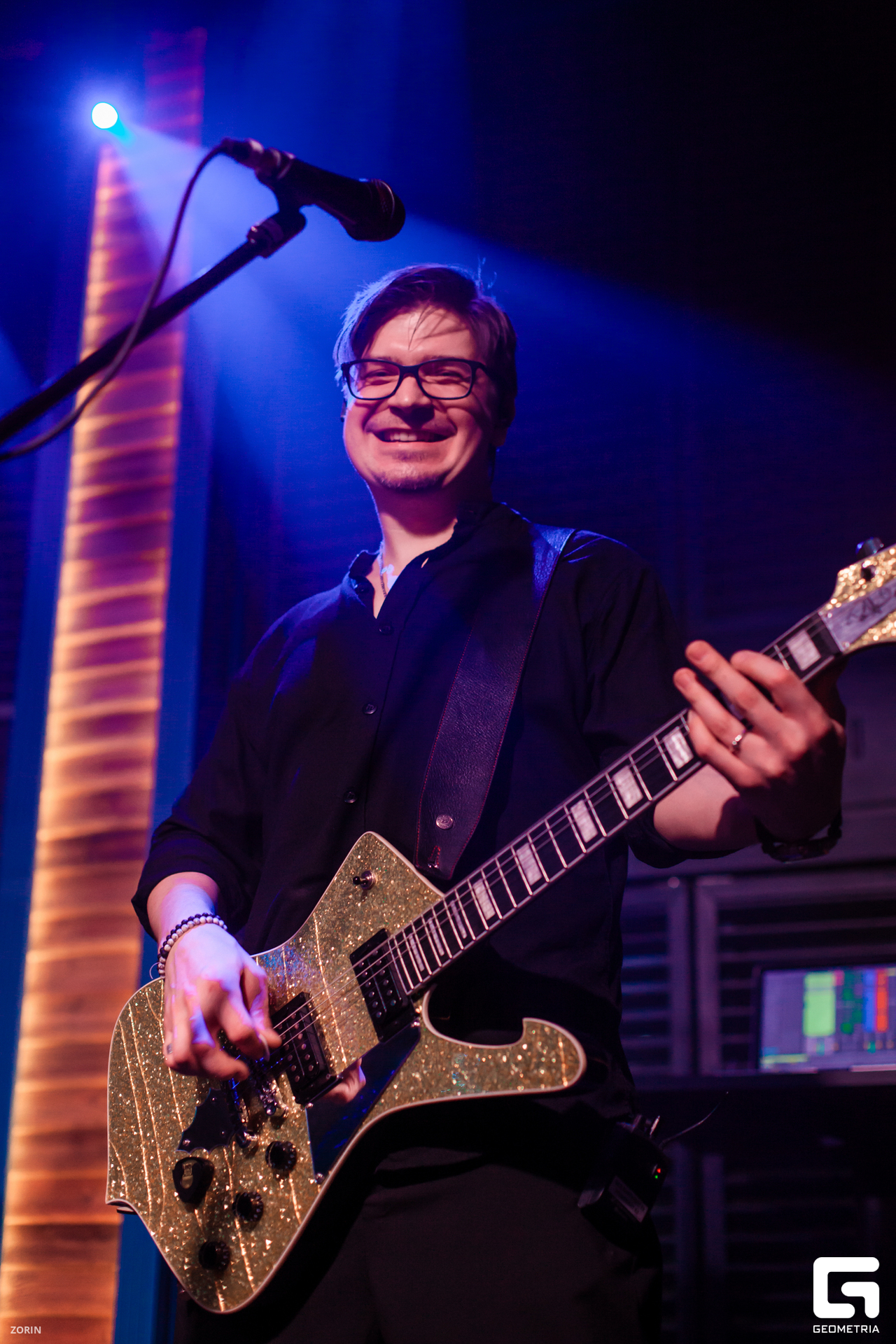 086-23-27-55-31-12-24- Zorin.jpg