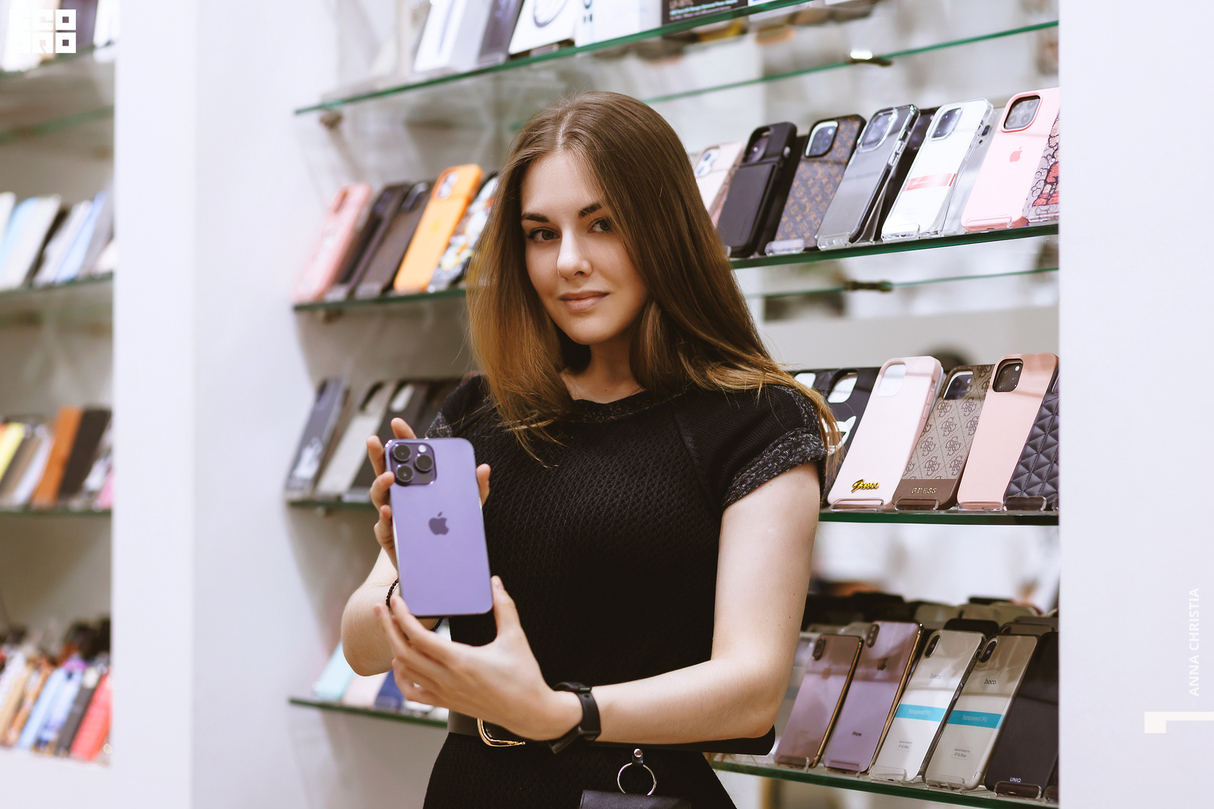 Презентация новых Айфонов в iQmac 12