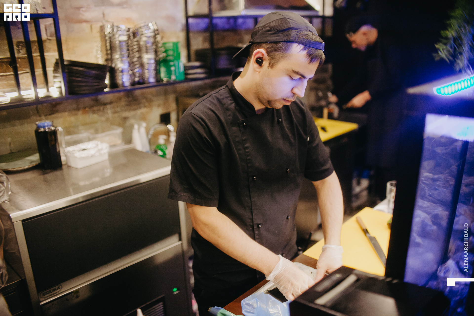 2022-11-18 20-00-27_alenaarchibald015.JPG