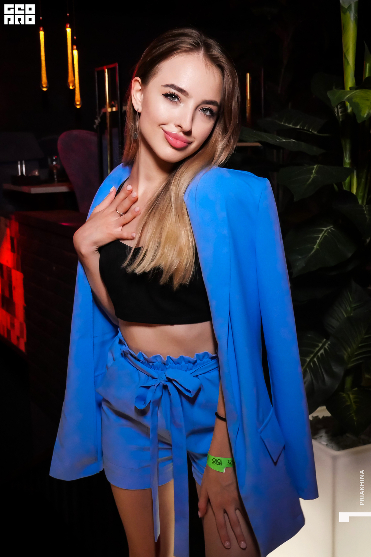 Saturday party 25