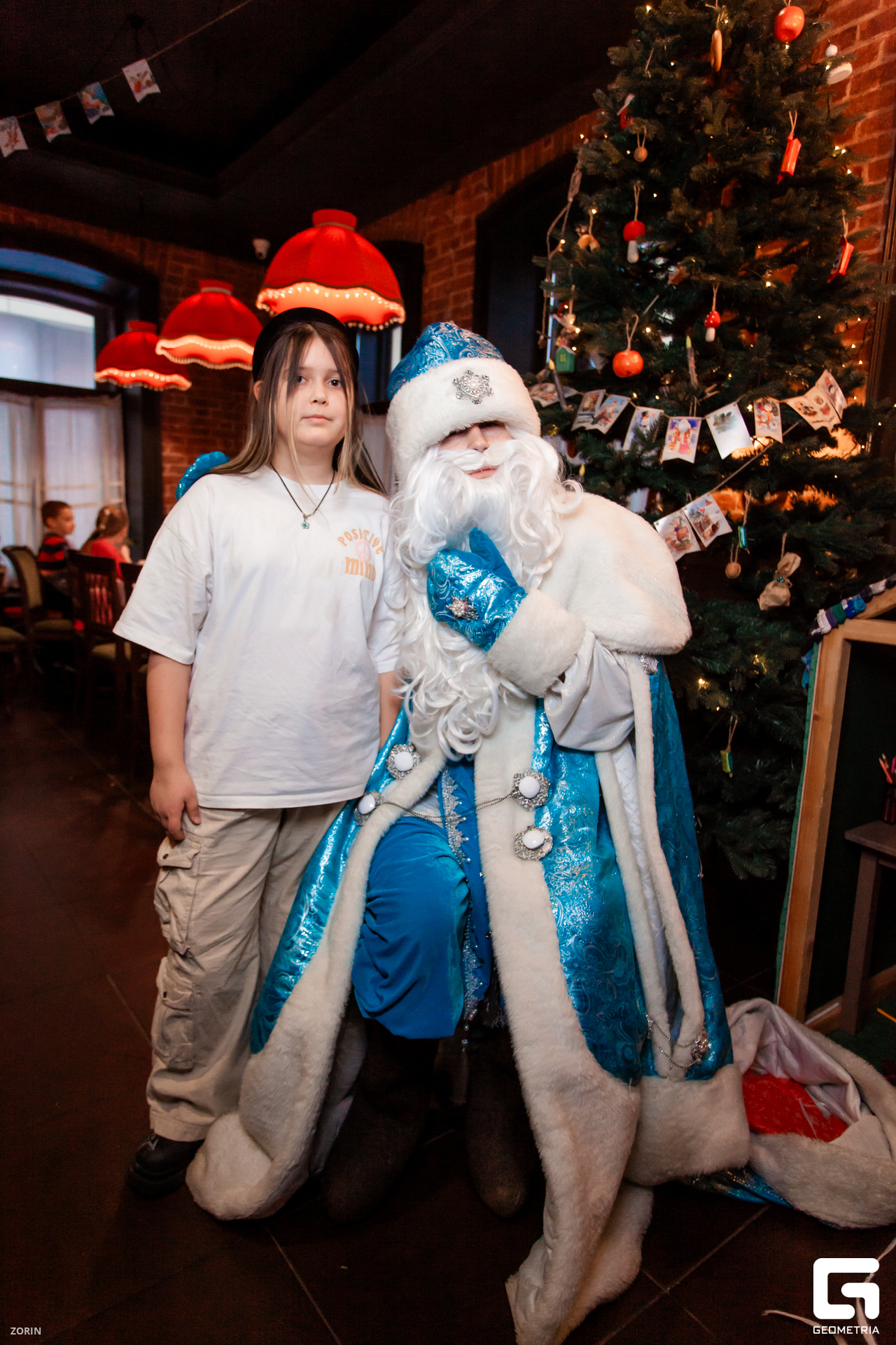 065-14-19-20-03-01-25- Zorin.jpg