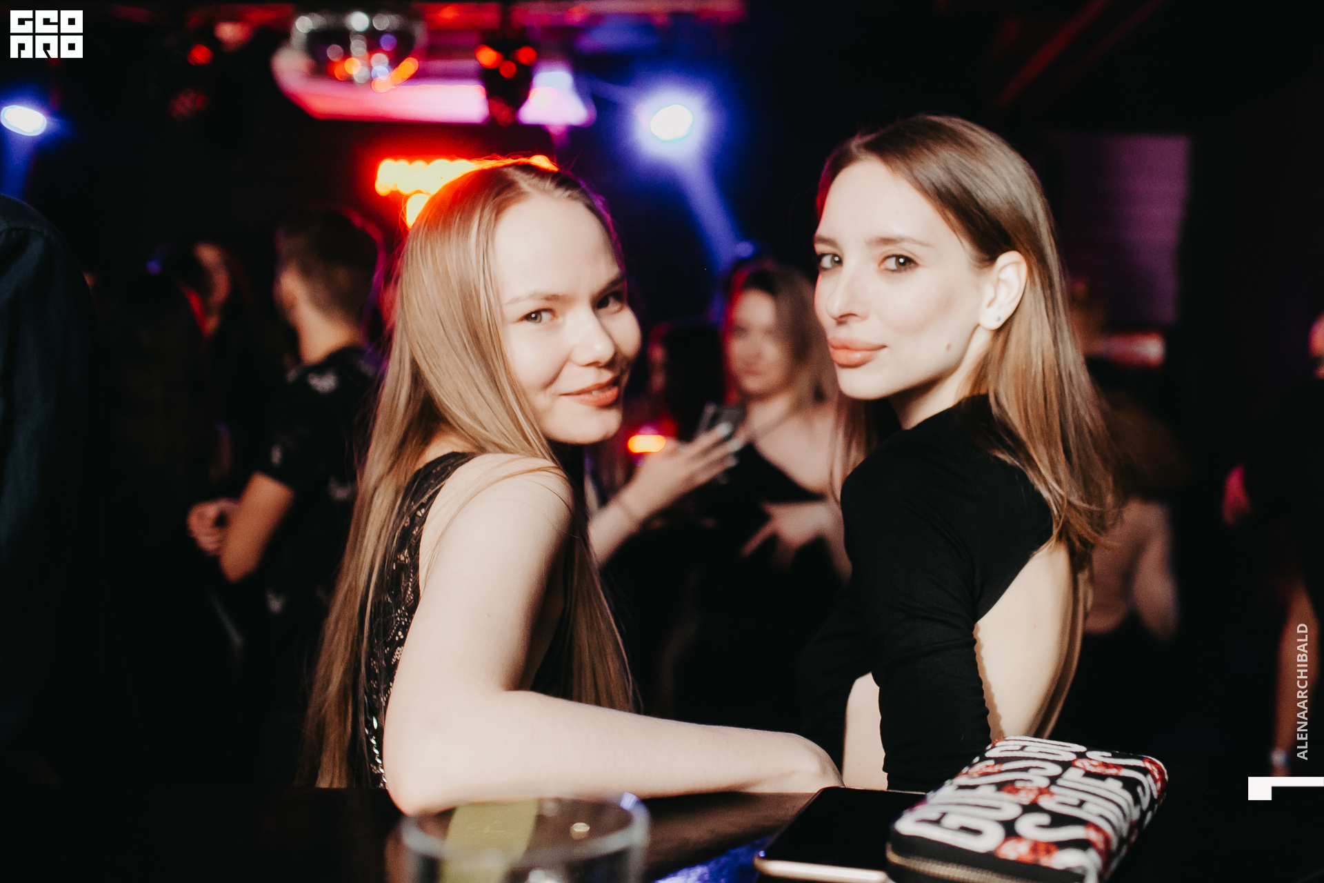 2021-04-10 00-46-23_alenaarchibald_008.JPG