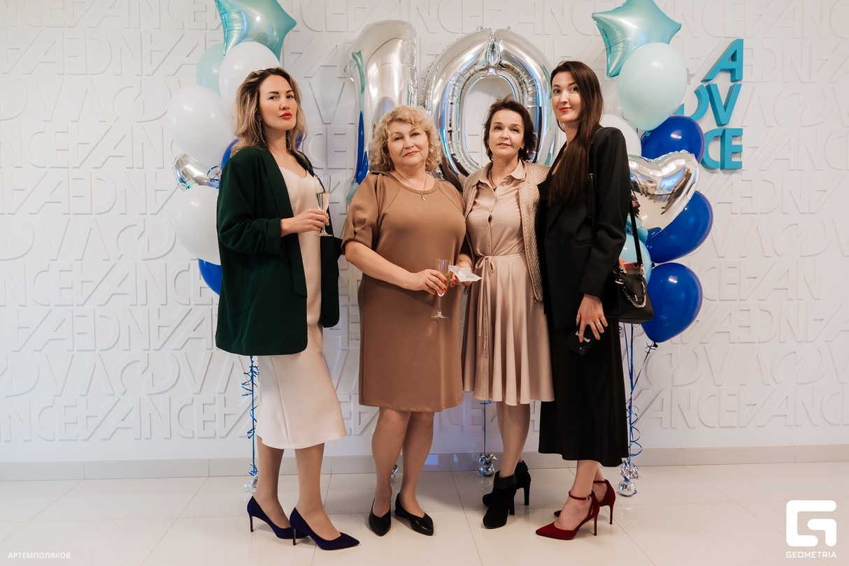 ADVANCE 10 ЛЕТ! 8