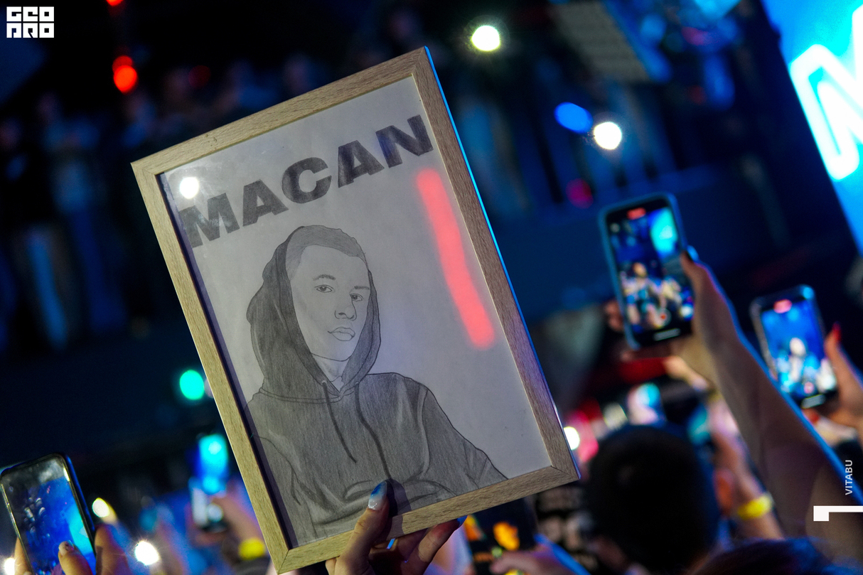 MACAN 16