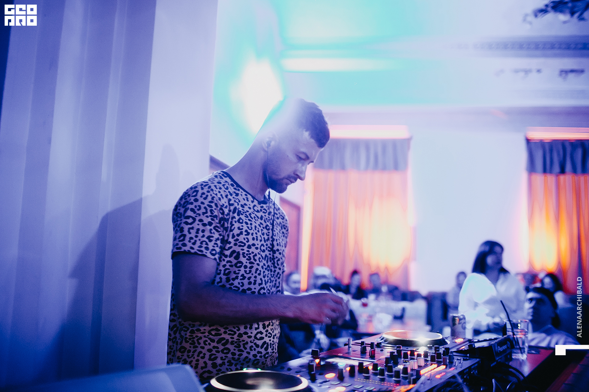 2022-05-21 00-29-50_alenaarchibald004.jpg