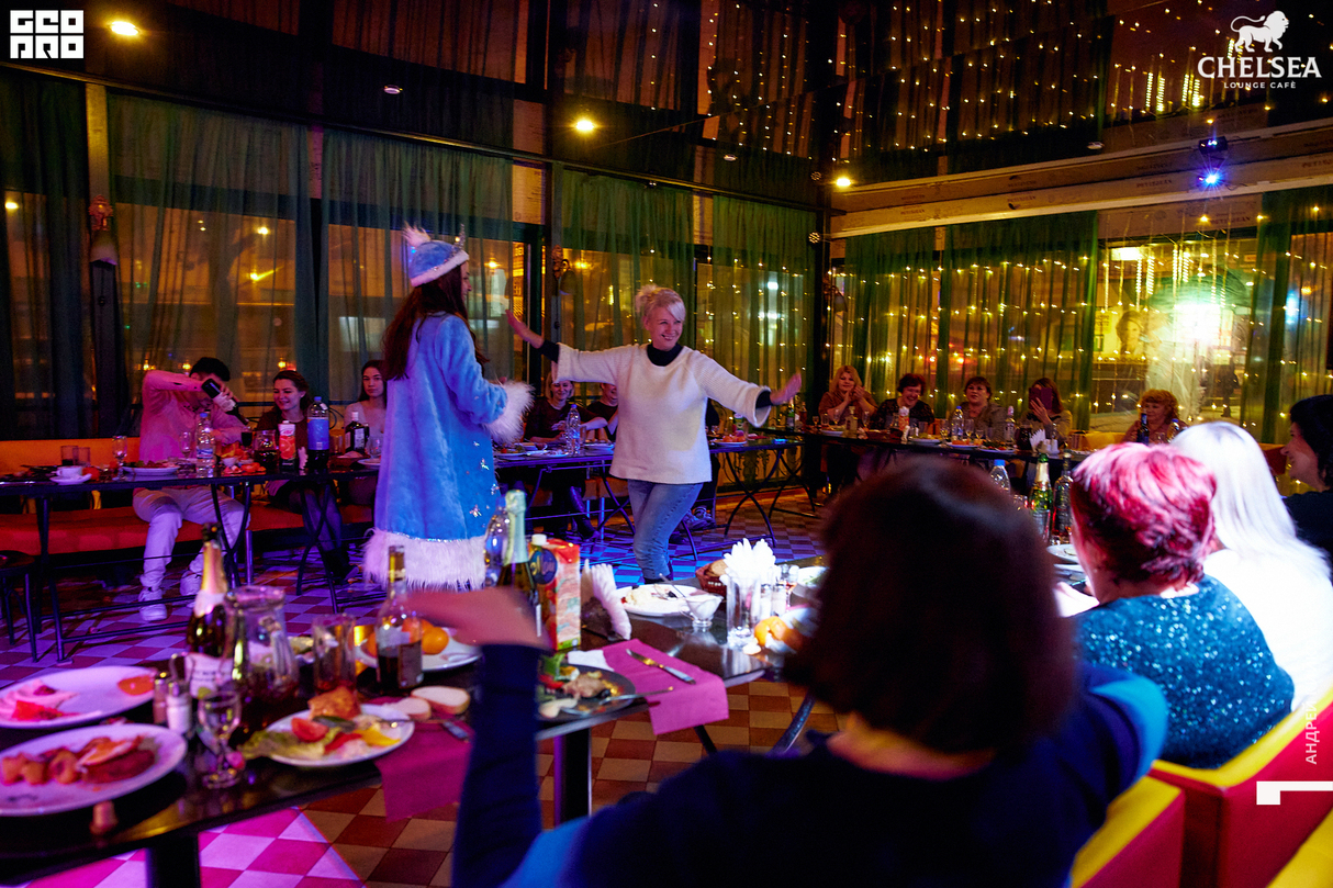 Пятница  в Lounge-cafe Chelsea 17