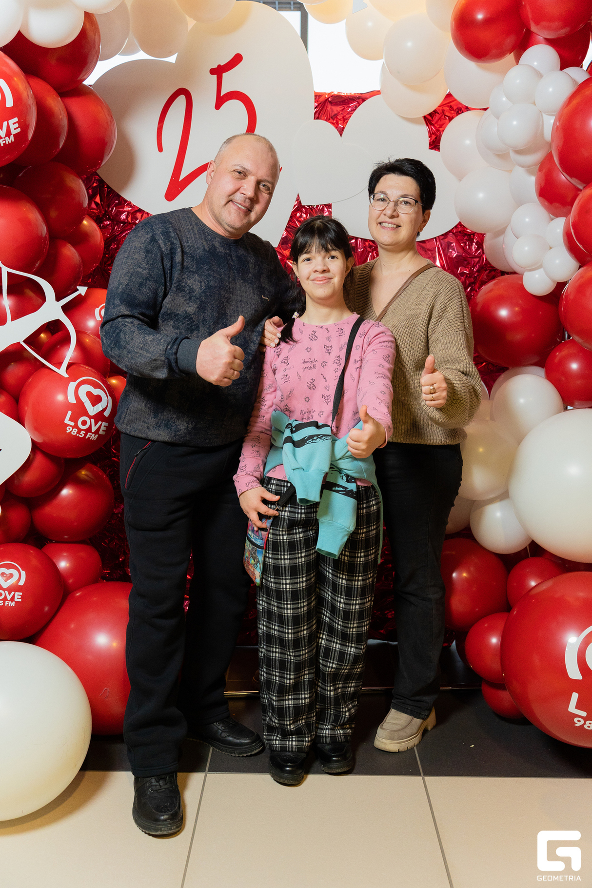 Фотозона Big Love Show 2025 в честь 25-ти летия  LOVE RADIO 17