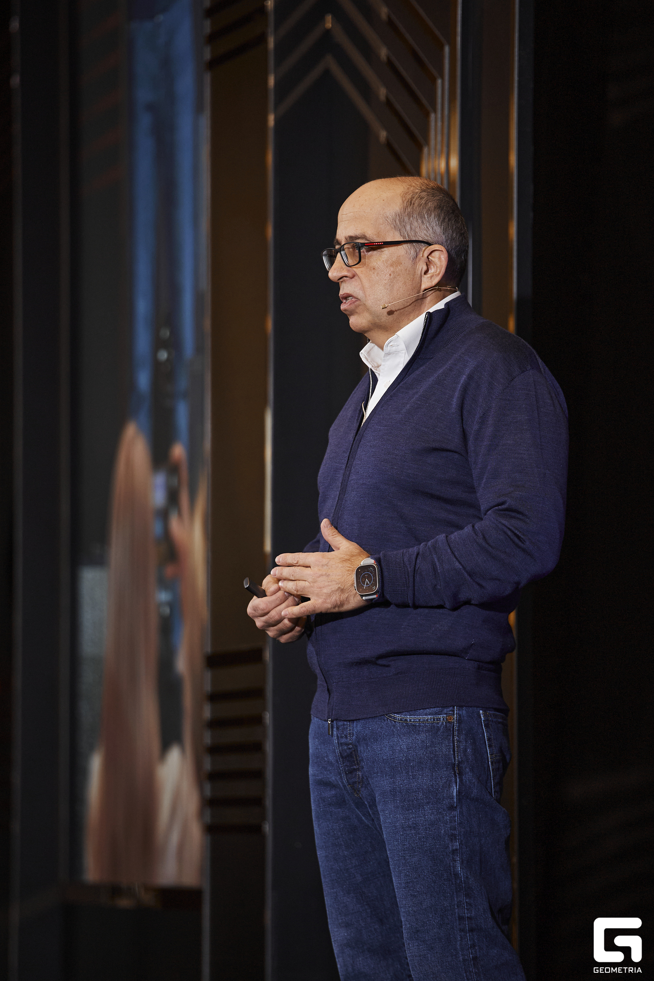00249_25-11-23_11-03-44_GEOMETRIA.jpg