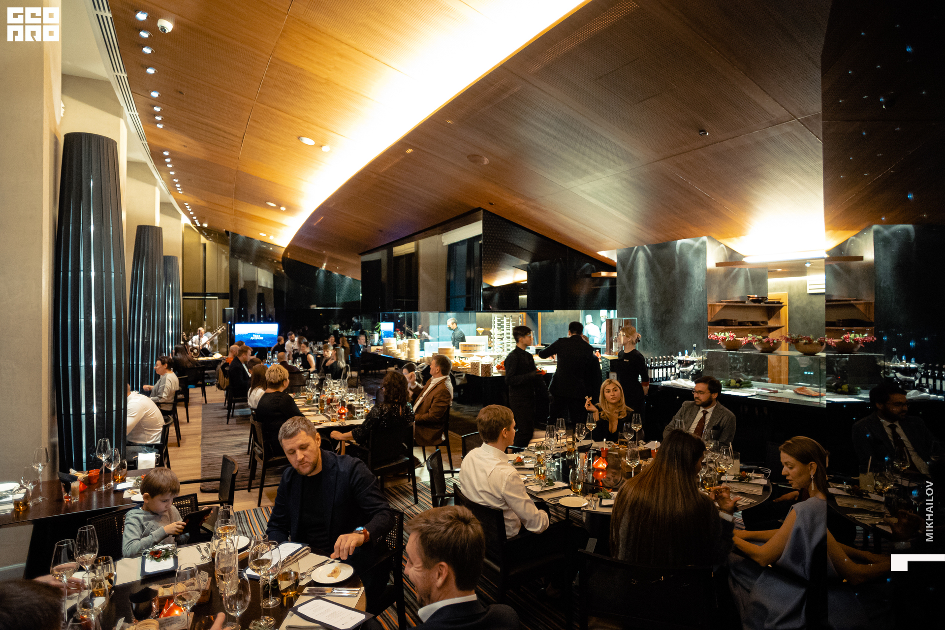 079-08-10-2021-17-53-Hyatt - Mikhaiov - 2560.jpg