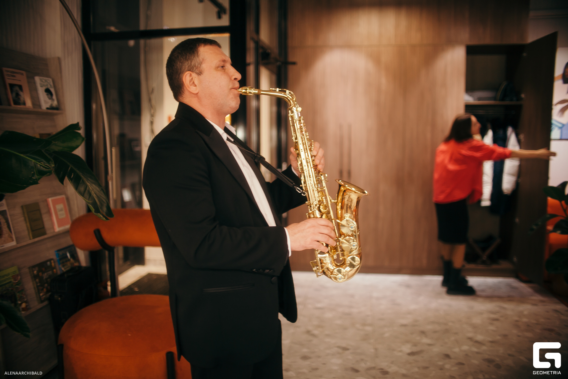 2023-12-02 18-00-57_alenaarchibald024.JPG